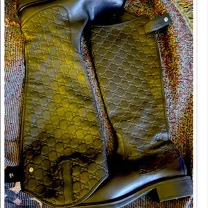 Gucci riding boots 👢
